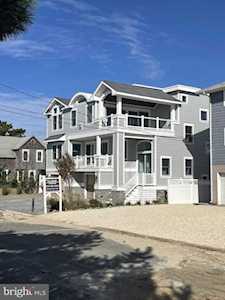 129 E 31st St Ship Bottom, NJ 08008