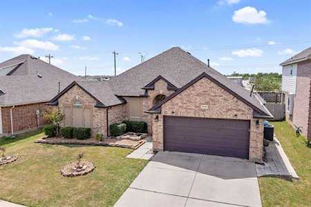 10109 Red Bluff Lane Fort Worth, TX 76177