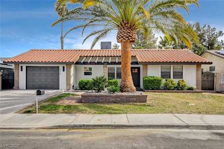 2416 Vista Colina St Henderson, NV 89014