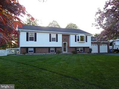 366 Field Lily Ct Westminster, MD 21158