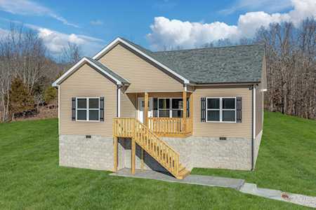2770 N Hurricane Creek Rd Tr 7 Mc Ewen, TN 37101