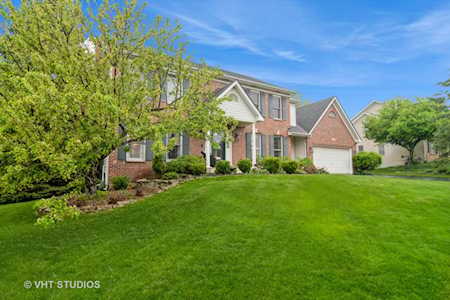815 Mark Twain Trl Batavia, IL 60510