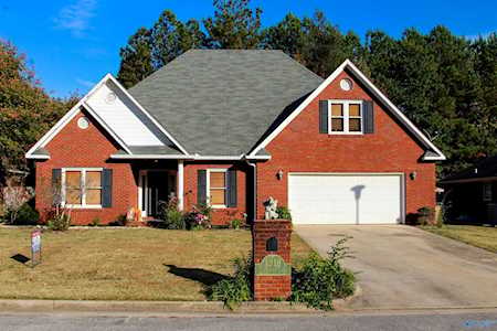 1218 SW Darrowby Lane Decatur, AL 35603