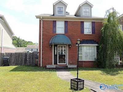 1850 SW West Brownstone Court Decatur, AL 35603