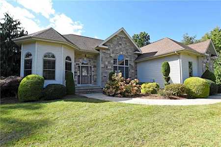 45 East Lantern Rd Smithfield, RI 02917