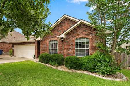601 Red Hawk DR Leander, TX 78641