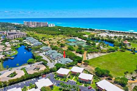 810 S Bella Vista Court Jupiter, FL 33477