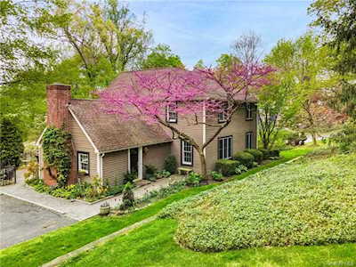 225 Old Sleepy Hollow Road Pleasantville, NY 10570