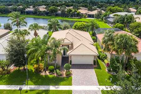 10559 Stone Garden Drive Boynton Beach, FL 33473