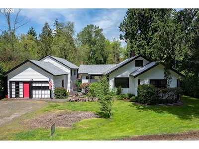 4017 SE Aldercrest RD Milwaukie, OR 97222