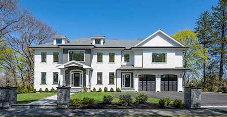 17 Coolidge Avenue Lexington, MA 02420