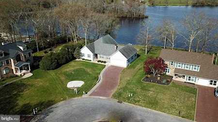 1180 Lake Point Cove Elmer, NJ 08318