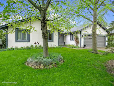 6366 Hampshire Ct Lisle, IL 60532