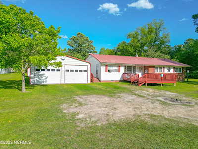 10127 Nc 131 Highway Bladenboro, NC 28320