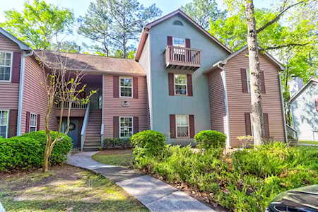 7935 Parklane Ct North Charleston, SC 29418