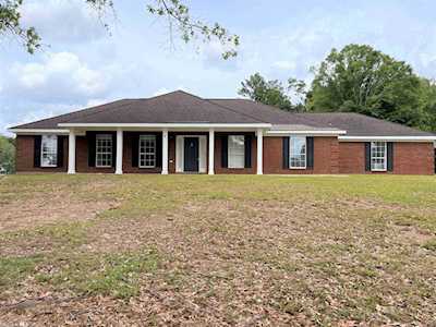 125 Braga Drive Daphne, AL 36526