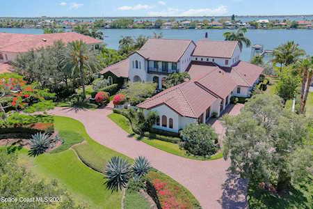 147 Lansing Island Drive Indian Harbour Beach, FL 32937