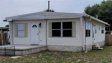 1821 Orange Dr Holiday, FL 34691