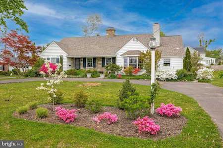 306 Washington Ln Fort Washington, PA 19034