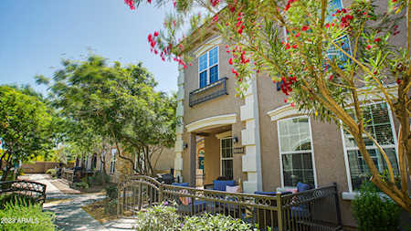 4762 E Portola Valley Dr #101 Gilbert, AZ 85297