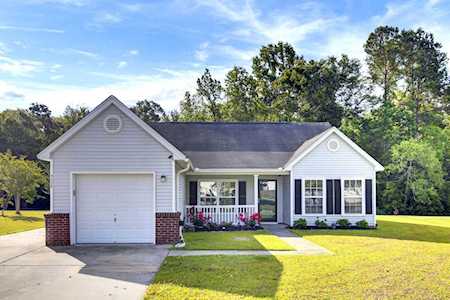 5025 Thornton Dr Summerville, SC 29485