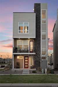 15878 E Broncos Place Englewood, CO 80112