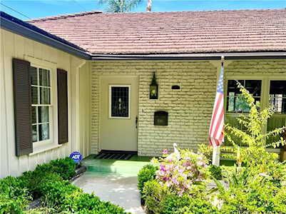 3010 Country Club Dr Glendale, CA 91208