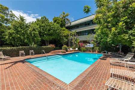 11761 W Sunset Blvd Los Angeles, CA 90049