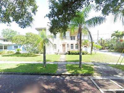 201 21st Ave N St. Petersburg, FL 33704
