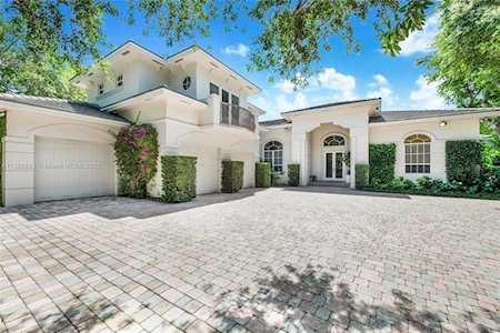 12205 Vista Ln Pinecrest, FL 33156