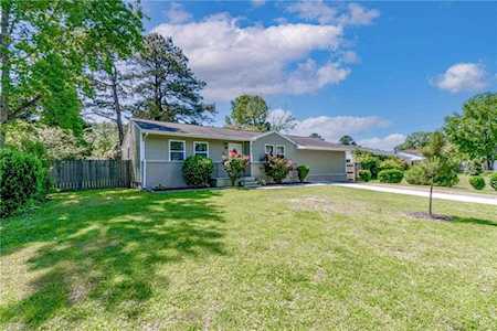 213 Doctor Dr Virginia Beach, VA 23452