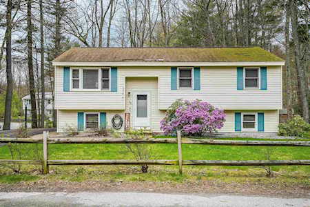 28 Woodbine Ave Concord, NH 03303