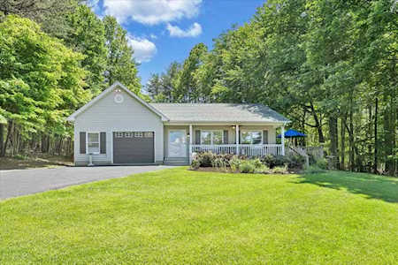 990 Highland Lake Union Hall, VA 24176