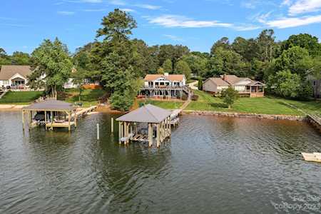 4362 Pine Harbor Dr Denver, NC 28037