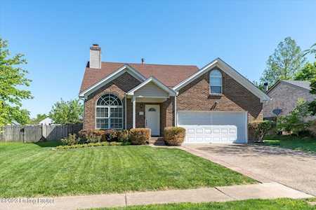 4015 Heatherview Rd Louisville, KY 40218