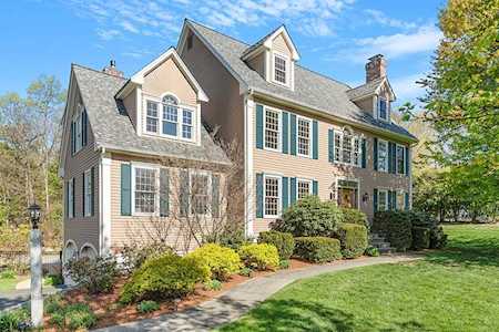 113 Hidden Valley Rd Groton, MA 01450
