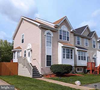 55 Auckland Dr Newark, DE 19702