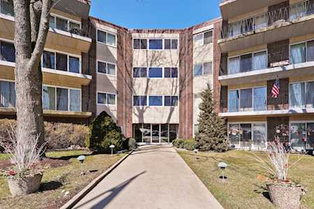 5540 Walnut Ave #3A Downers Grove, IL 60515