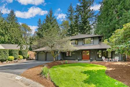 3626 211th Place NE Sammamish, WA 98074