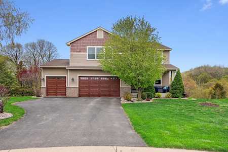 1805 Red Oak Ridge Carver, MN 55315