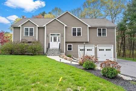 980 North Main Street Raynham, MA 02767