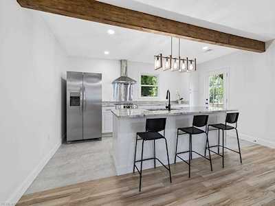 815 Pine Harbor Dr Norfolk, VA 23502