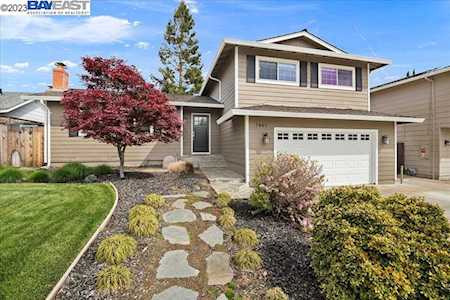 7461 Highland Oaks Dr Pleasanton, CA 94588