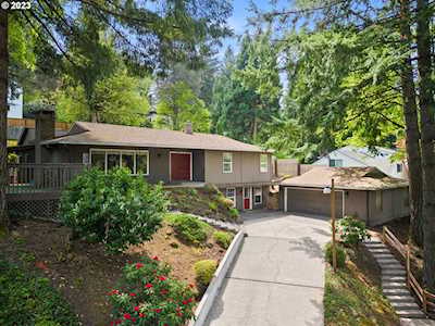 2348 Overlook DR Lake Oswego, OR 97034