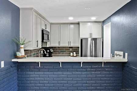 2012 Terracina Cir Spring Valley, CA 91977
