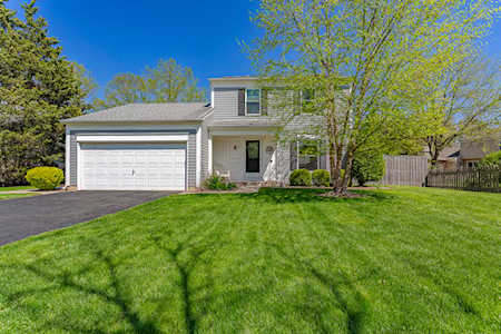 1611 Glacier Parkway Algonquin, IL 60102
