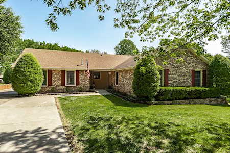 108 Cornelia Dr Hendersonville, TN 37075