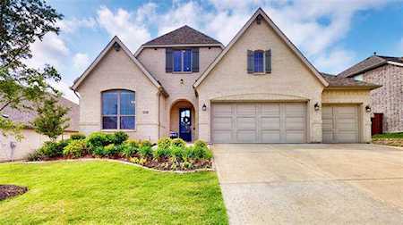 1132 Highpoint Way Roanoke, TX 76262