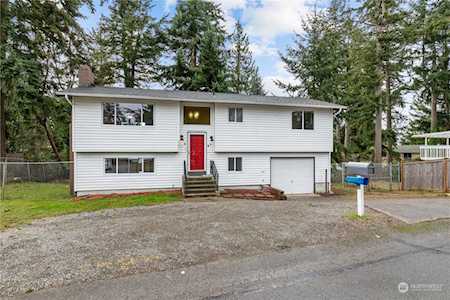 5407 82nd Ave W University Place, WA 98467