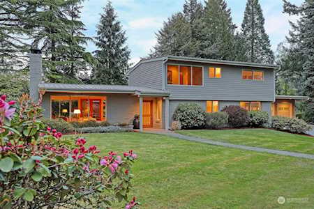 2503 SW 169th Place Burien, WA 98166